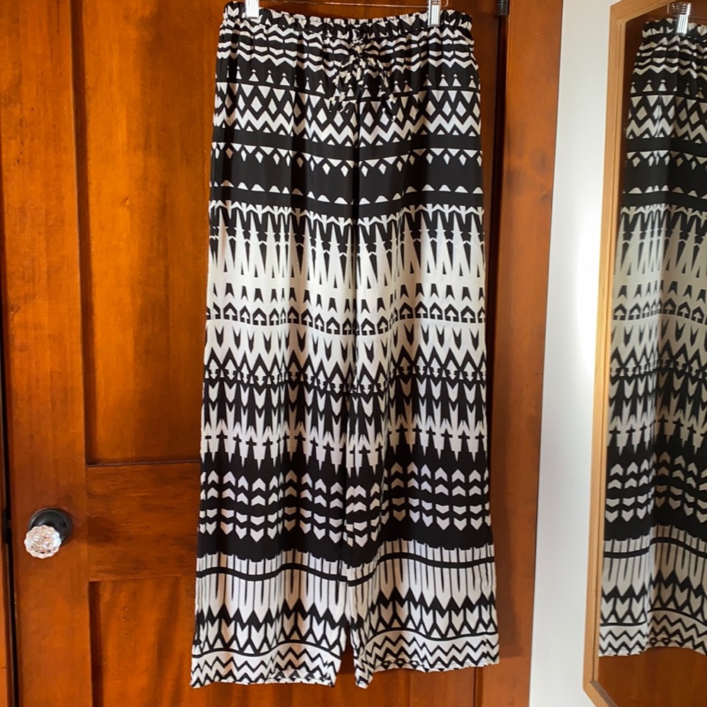 Club Z collection cover up  pants woman’s L